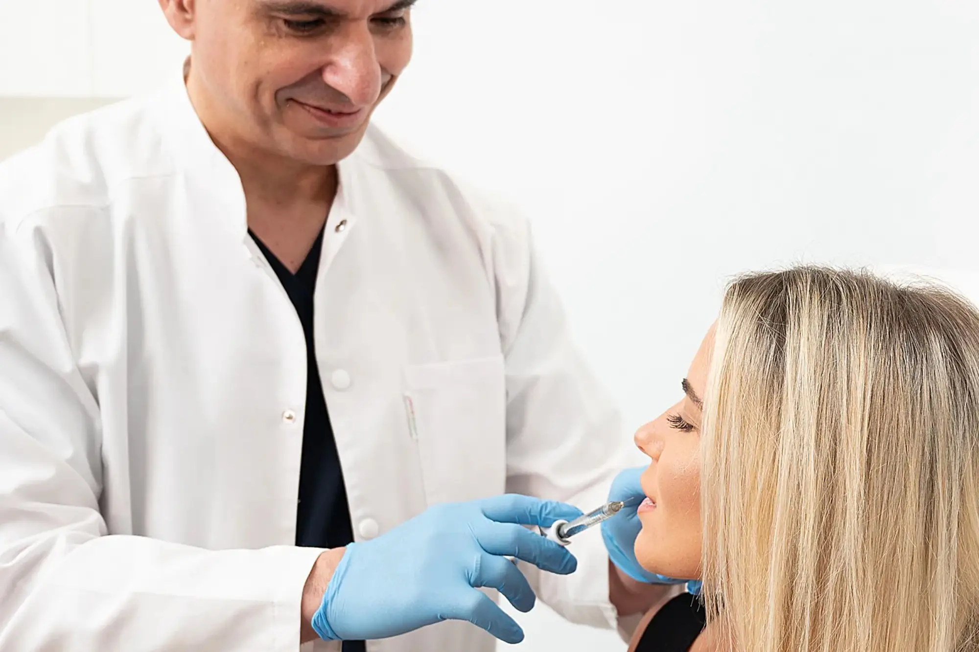 Μεσοθεραπεία προσώπου και skinboosters το καλοκαίρι.